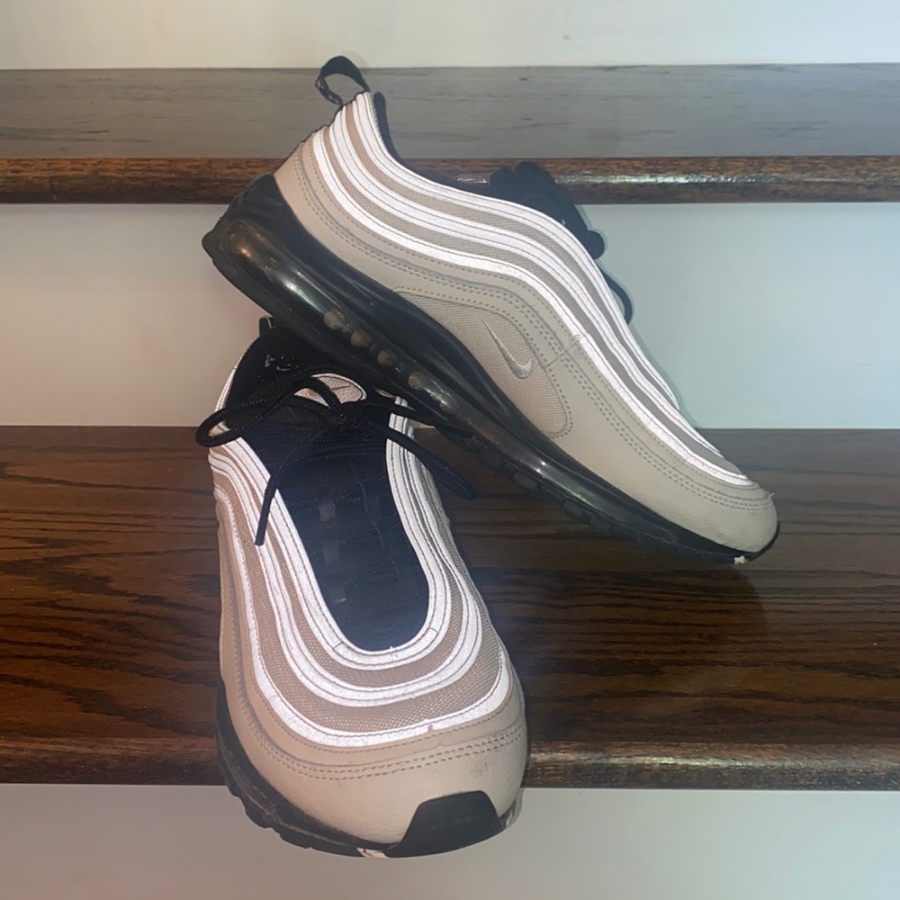 Rare Nike Air Max Light Bone